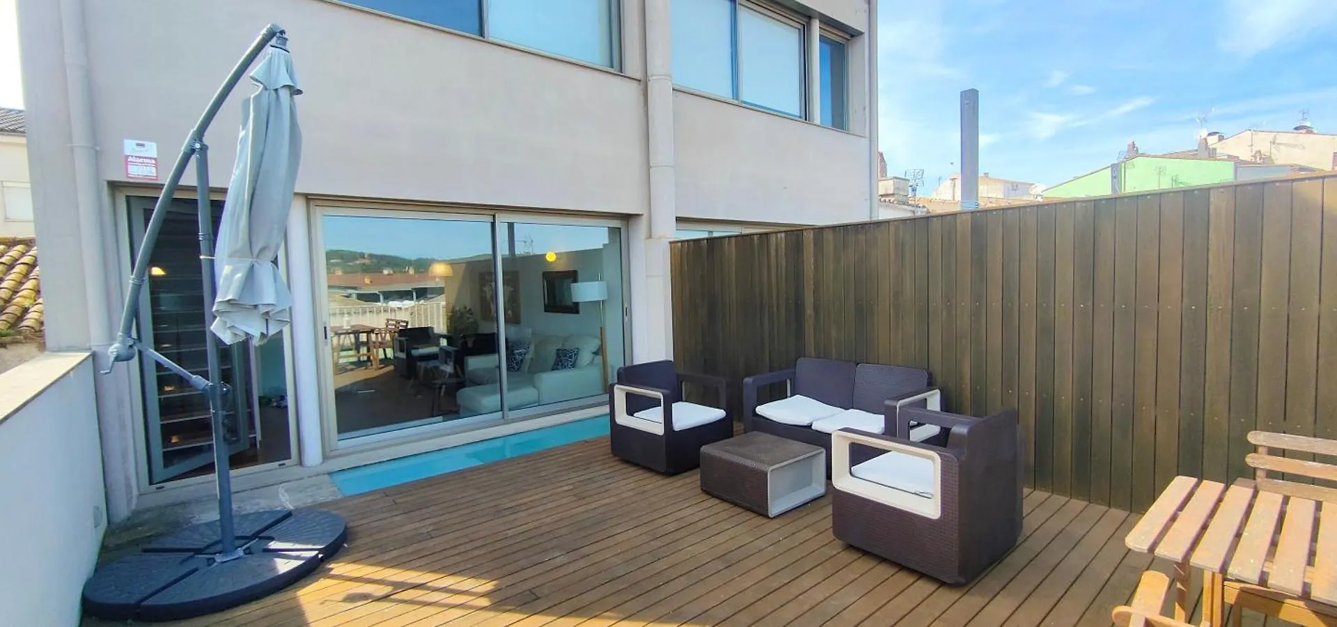 Apartamento Duplex Mar&Pol contacts